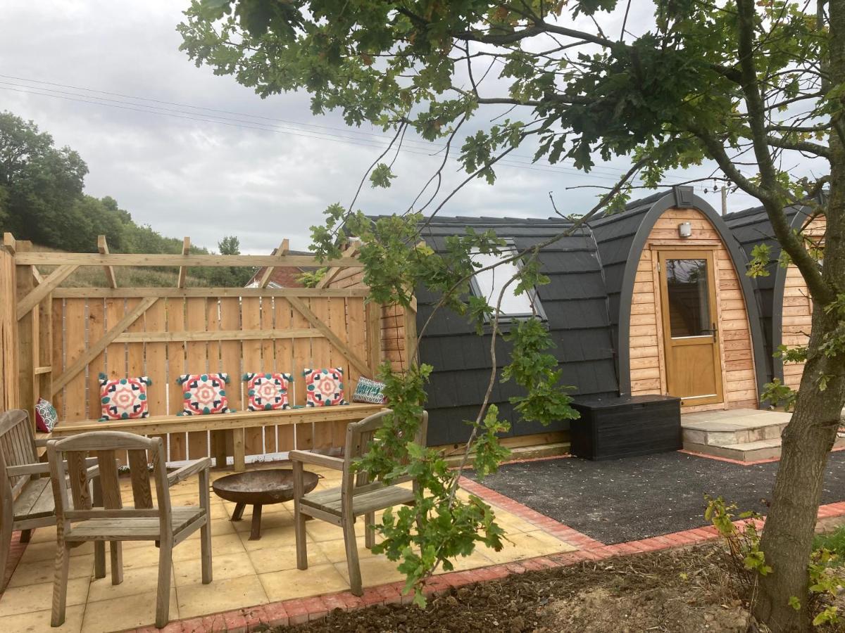 Leighton  Squirrel Glamping Pod School House Farm酒店 外观 照片